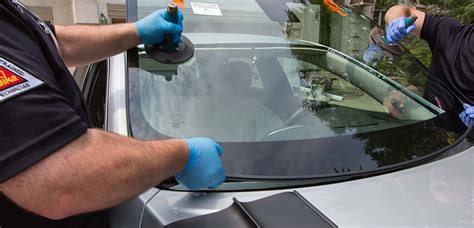 car window repair raleigh nc|Mobile Auto Glass Repair Service in Raleigh, NC